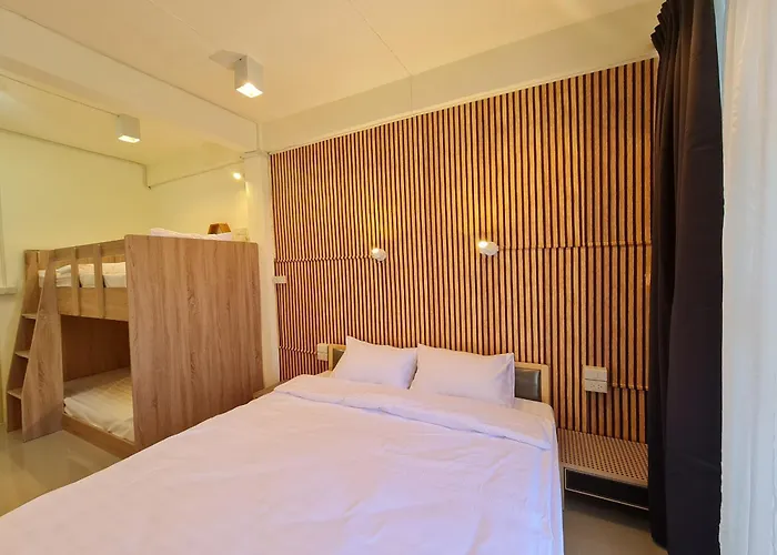 Albergue De *