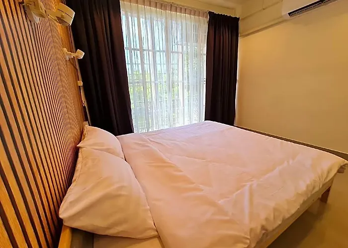 Albergue De *